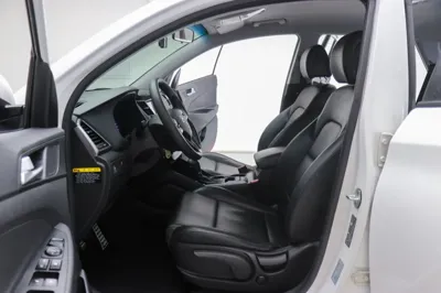 Hyundai Tucson 2016, 107251 км, за 9000000 KRW - фото 8