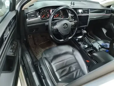 Volkswagen Phideon 2019, 93800 км, за 101000 CNY - фото 16