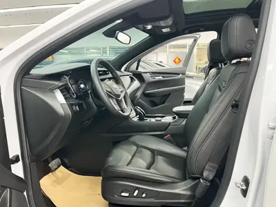 Cadillac XT5 2021, 40000 км, за 123500 CNY - фото 7