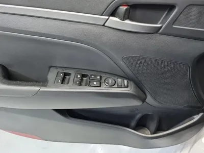 Hyundai Avante 2016, 159000 км, за 6990000 KRW - фото 17