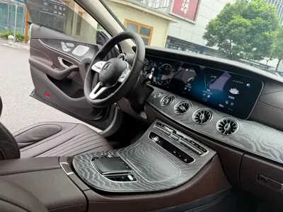 Mercedes-Benz CLS 2021, 85000 км, за 218800 CNY - фото 16