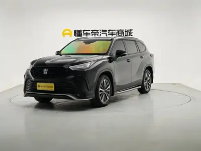 Toyota Crown Kluger · 2025 год