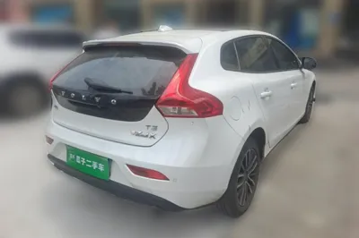 Volvo V40 2017, 92000 км, за 44941.37 CNY - фото 6