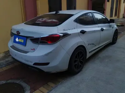 Hyundai Elantra Langdong 2013, 116400 км, за 22000 CNY