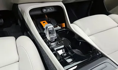 Volvo XC40 2025, 6832 км, за 43300000 KRW - фото 9