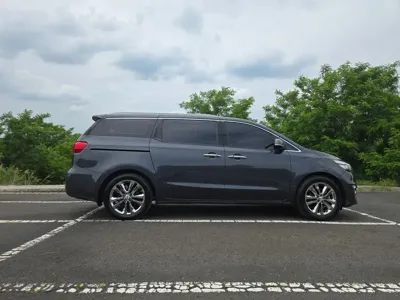 Kia Canival 2017, 139610 км, за 12500000 KRW - фото 6