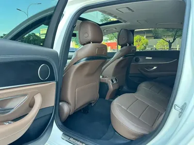 Mercedes-Benz E-Class 2019, 50000 км, за 156800 CNY - фото 8