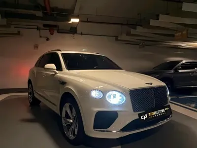 Bentley Bentayga 2024, 11000 км, за 2260000 CNY - фото 3