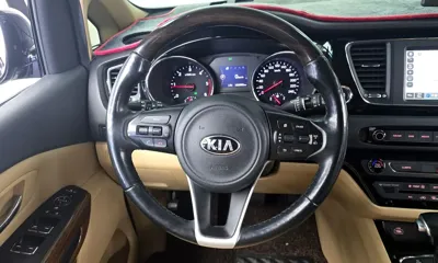 Kia Canival 2017, 182892 км, за 12800000 KRW - фото 13