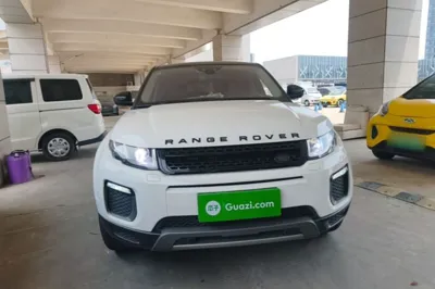 Land Rover Range Rover Evoque 2017, 73400 км, за 67429.06 CNY