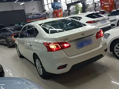 Nissan Sylphy 2025, 5900 км, за 57699 CNY - фото 5