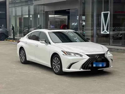 Lexus ES · 2024 год