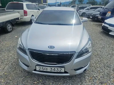 Kia K7 · 2011 год