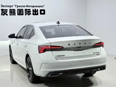 Skoda Octavia 2022, 41000 км, за 129800 CNY