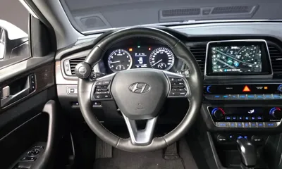 Hyundai Sonata 2018, 100576 км, за 13000000 KRW - фото 13