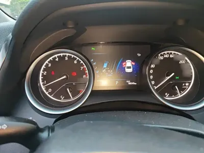 Toyota Camry 2018, 98000 км, за 75600 CNY