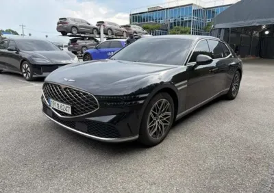 Genesis G90 2023, 111218 км, за 10440000 KRW