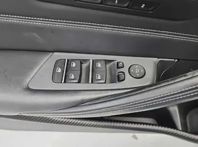 BMW 5-Series 2018, 121750 км, за 22900000 KRW - фото 17