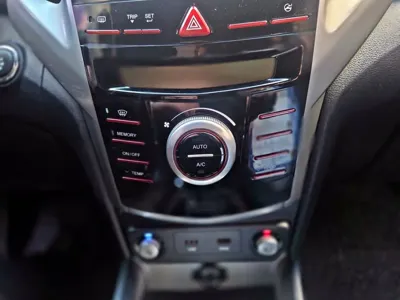 KG_Mobility_Ssangyong TIBOLI 2016, 80672 км, за 7500000 KRW - фото 17