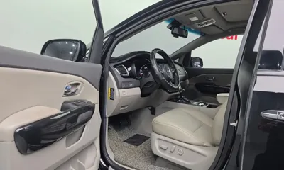 Kia Canival 2016, 154678 км, за 9800000 KRW - фото 12