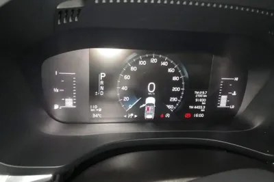 Volvo XC60 2019, 91800 км, за 117618.46 CNY - фото 14