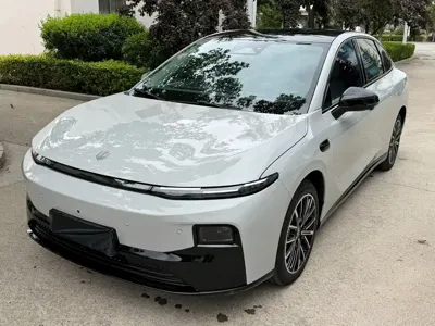 Leapmotor 零跑B01 · 2025 год