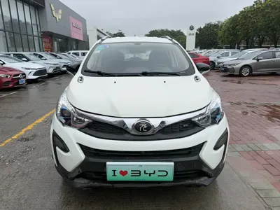 BYD Yuan 2016, 130000 км, за 13799 CNY