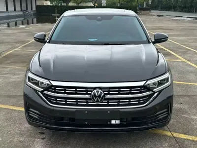Volkswagen Sagitar 2023, 40000 км, за 80900 CNY