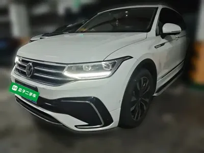 Volkswagen Tiguan L · 2022 год