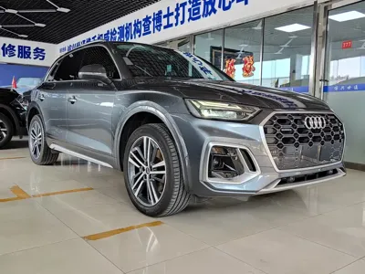 Audi Q5L 2022, 50000 км, за 189800 CNY