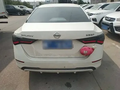 Nissan Sylphy 2020, 77100 км, за 48900 CNY - фото 6