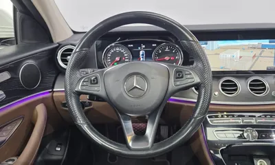 Mercedes-Benz E-Class 2017, 242981 км, за 16000000 KRW - фото 13