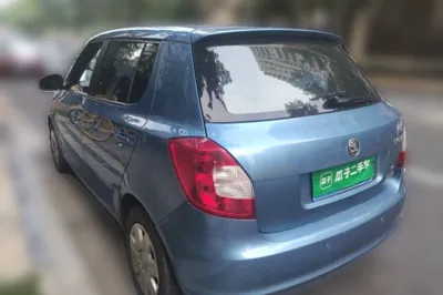 Skoda Fabia 2014, 164900 км, за 23024.72 CNY - фото 24