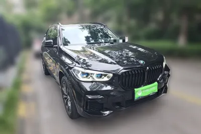 BMW X5 2022, 54500 км, за 347593.77 CNY