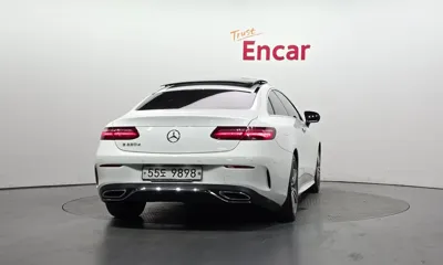 Mercedes-Benz E-Class 2017, 104371 км, за 29990000 KRW