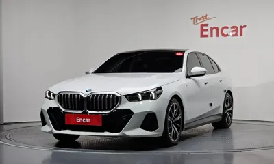 BMW 5-Series · 2024 год