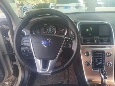 Volvo XC60 2016, 63900 км, за 64300 CNY - фото 17