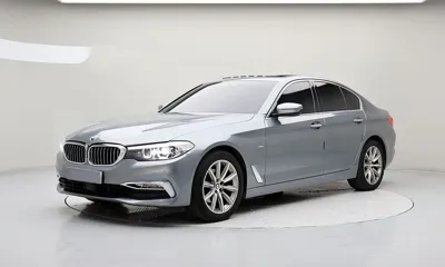 BMW 5-Series · 2018 год