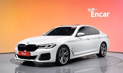 BMW 5-Series · 2018 год