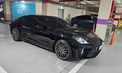 Porsche Panamera 2025, 6792 км, за 175710000 KRW