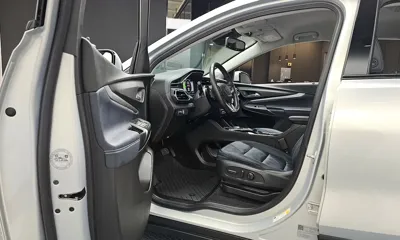 ChevroletGMDaewoo 볼트 EUV 2023, 46866 км, за 25800000 KRW - фото 10