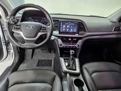Hyundai Avante 2016, 152778 км, за 8980000 KRW - фото 17