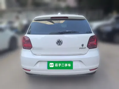 Volkswagen Polo 2016, 59800 км, за 48238.39 CNY