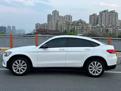 Mercedes-Benz GLC Coupe 2021, 35000 км, за 176800 CNY - фото 16