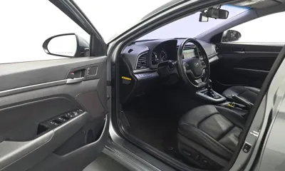 Hyundai Avante 2018, 61358 км, за 10800000 KRW - фото 10