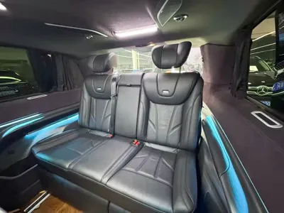 Mercedes-Benz V-Class 2019, 80000 км, за 188800 CNY - фото 22