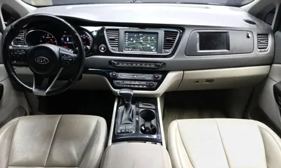 Kia Canival 2018, 130258 км, за 12500000 KRW - фото 7