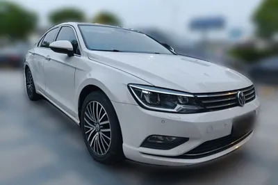 Volkswagen Lamando 2017, 121000 км, за 53860.31 CNY