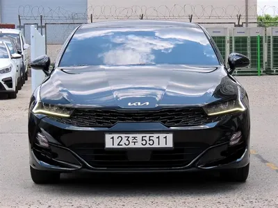 Kia K5 · 2023 год