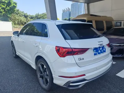 Audi Q3 2023, 47000 км, за 151000 CNY